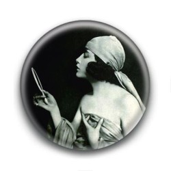 Badge : Actrice Shannon Day
