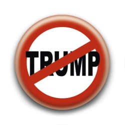 Badge Non à Trump
