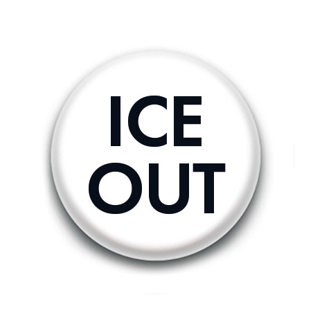 Badge : ICE OUT