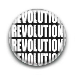 Badge Revolution blanc