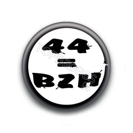 Badge 44 égal BZH Sur Fond Blanc