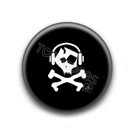 Badge tete de mort musique