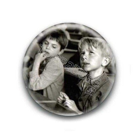 Badge : Ecoliers, Robert Doisneau