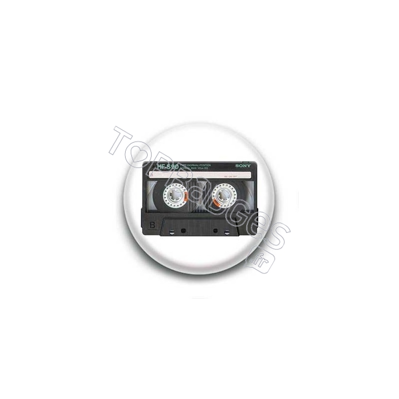 Badge cassette audio sony
