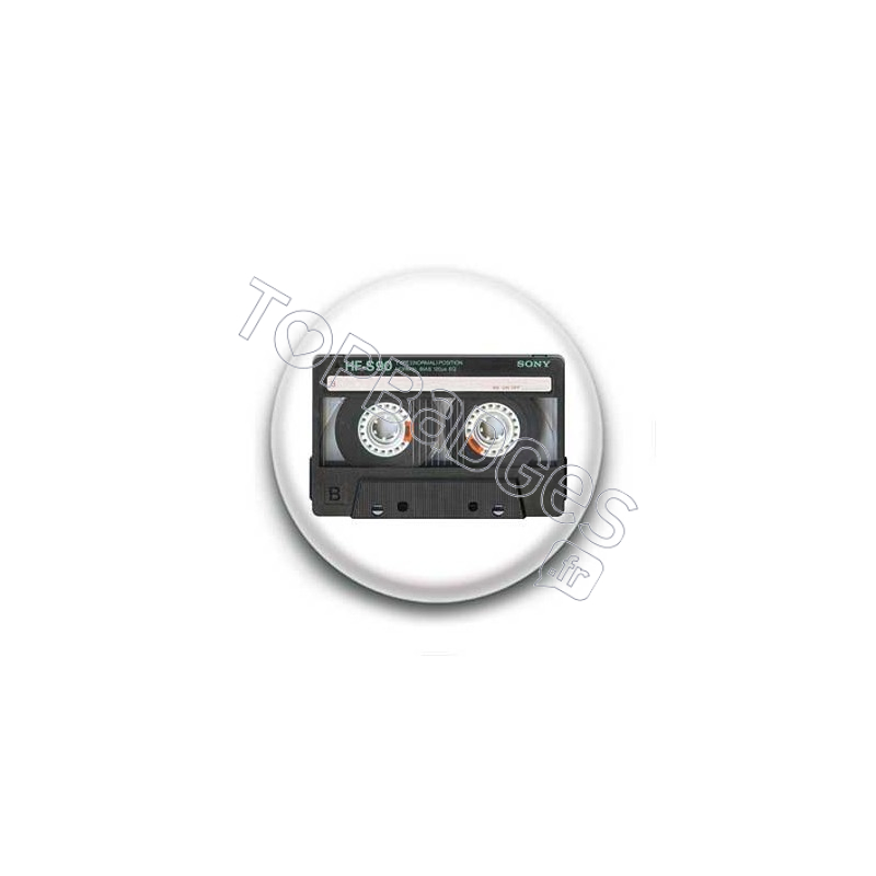 Badge cassette audio sony