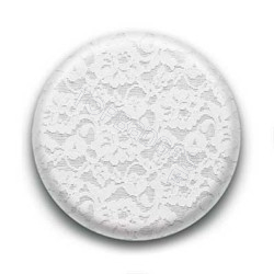 Badge dentelle blanche