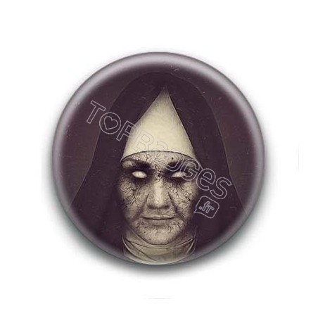 Badge Nonne Maléfique