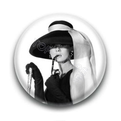 Badge : Lunettes, actrice Audrey Hepburn 