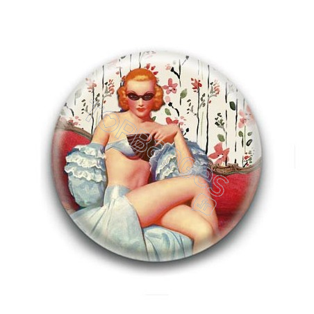 Badge Pin'up Masquée