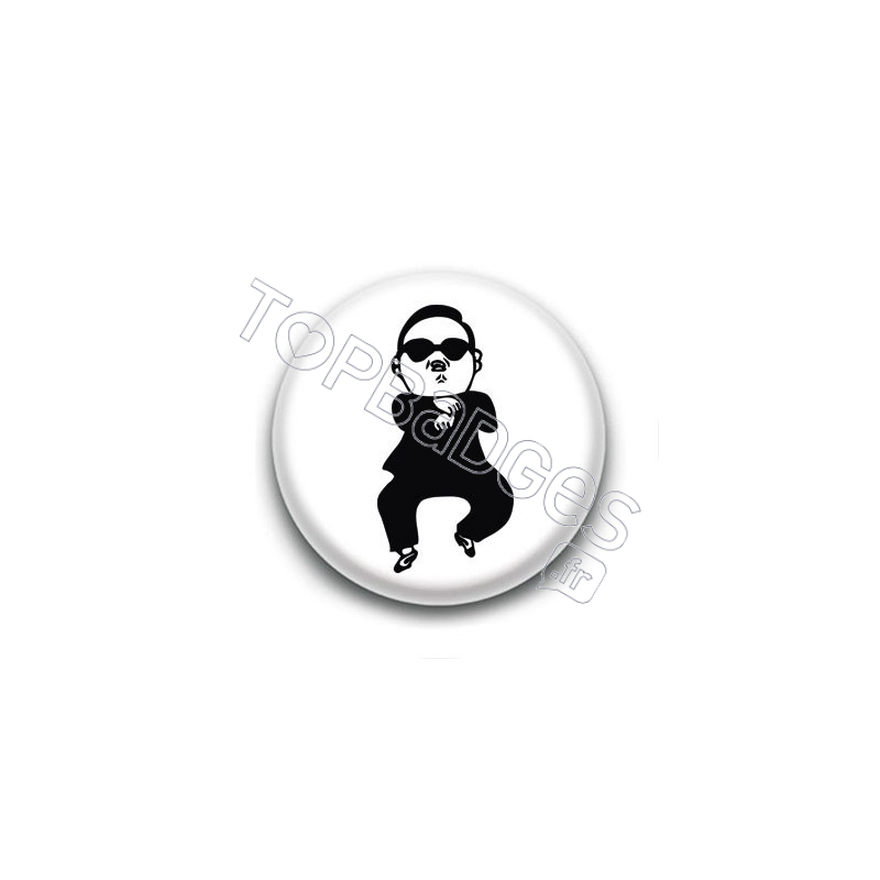 Badge : Gangnam style, chanteur Psy