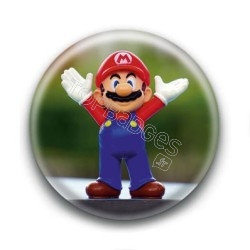 Badge Mario Figurine