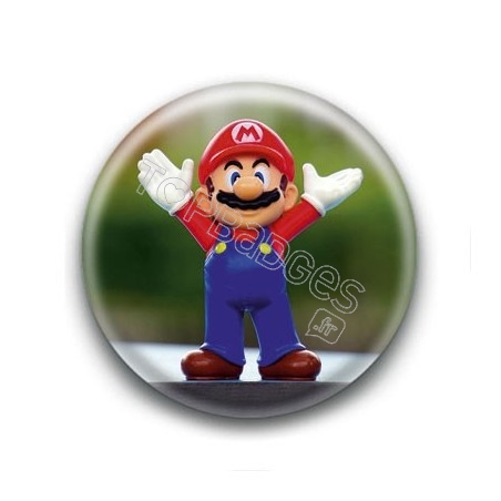 Badge Mario Figurine