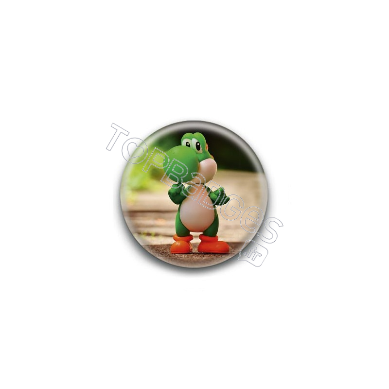 Badge Yoshi Figurine