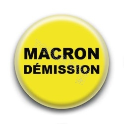 Badge : Gilets jaunes, Macron démission