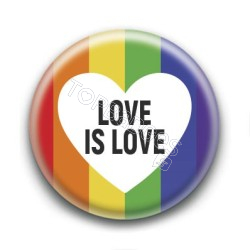 Badge : Love is love