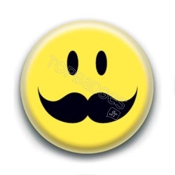 Badge : Smiley moustache fournie