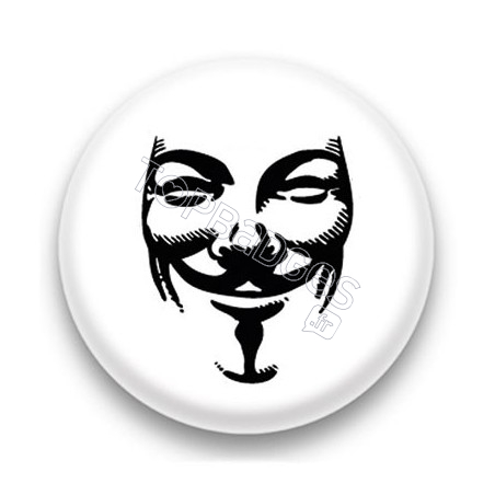 Badge Anonymous fond blanc