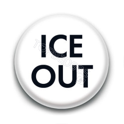 Badge : ICE OUT