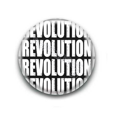 Badge Revolution blanc