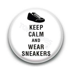 Badge Keep Calm and Wear Sneakers