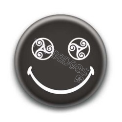 Badge : Smiley triskel noir