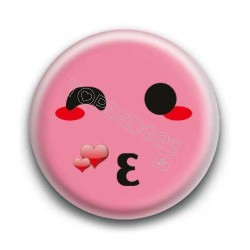 Badge : Smiley bisous rose