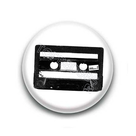 Badge Cassette Audio Fond Blanc