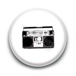 Badge Ghetto Blaster Noir Et Blanc Sur Fond Blanc